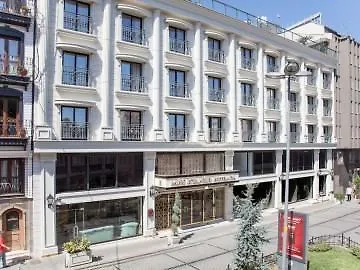 Miss Istanbul Hotel