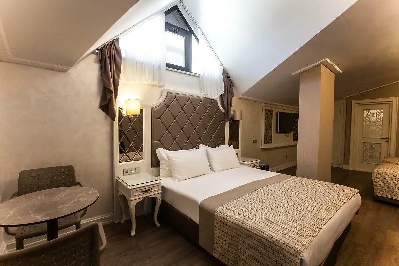 Miss Istanbul Hotel 4*,